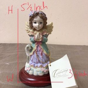 1999 House Of Lloyd Christmas Around the World Praying  Angel Figurine Wood Base
